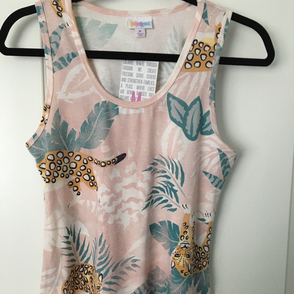 LuLaRoe Med Leopards tank tops